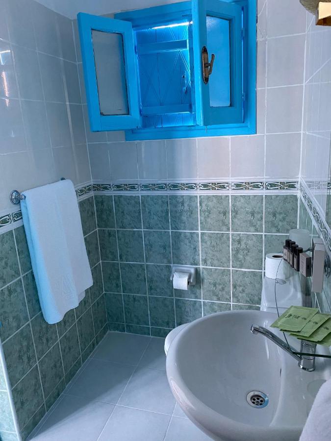 Bellapais Abbey Boutique Hotel Кирения Екстериор снимка