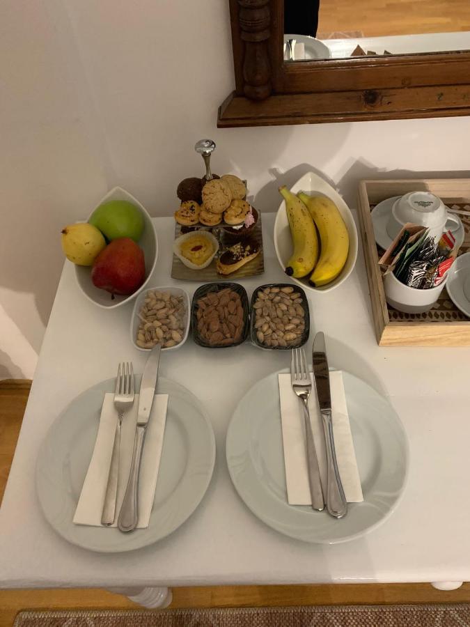 Bellapais Abbey Boutique Hotel Кирения Екстериор снимка