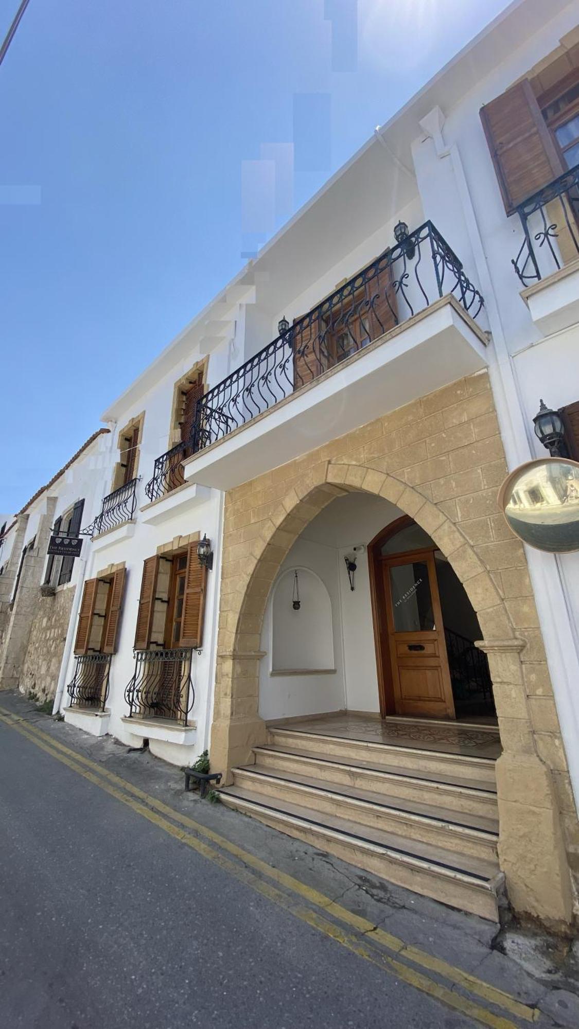 Bellapais Abbey Boutique Hotel Кирения Екстериор снимка